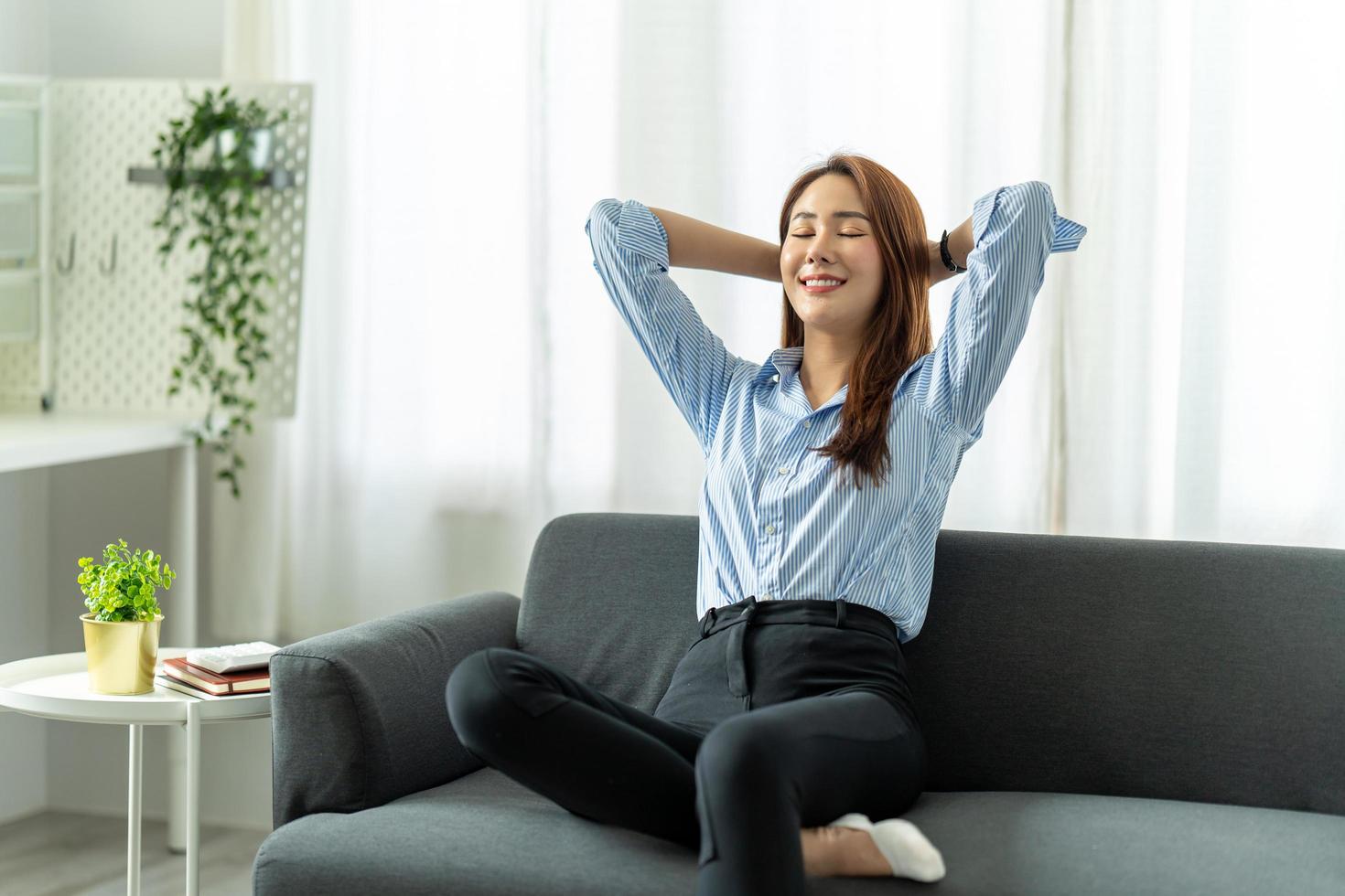 Trang chủ 14 bg zohome